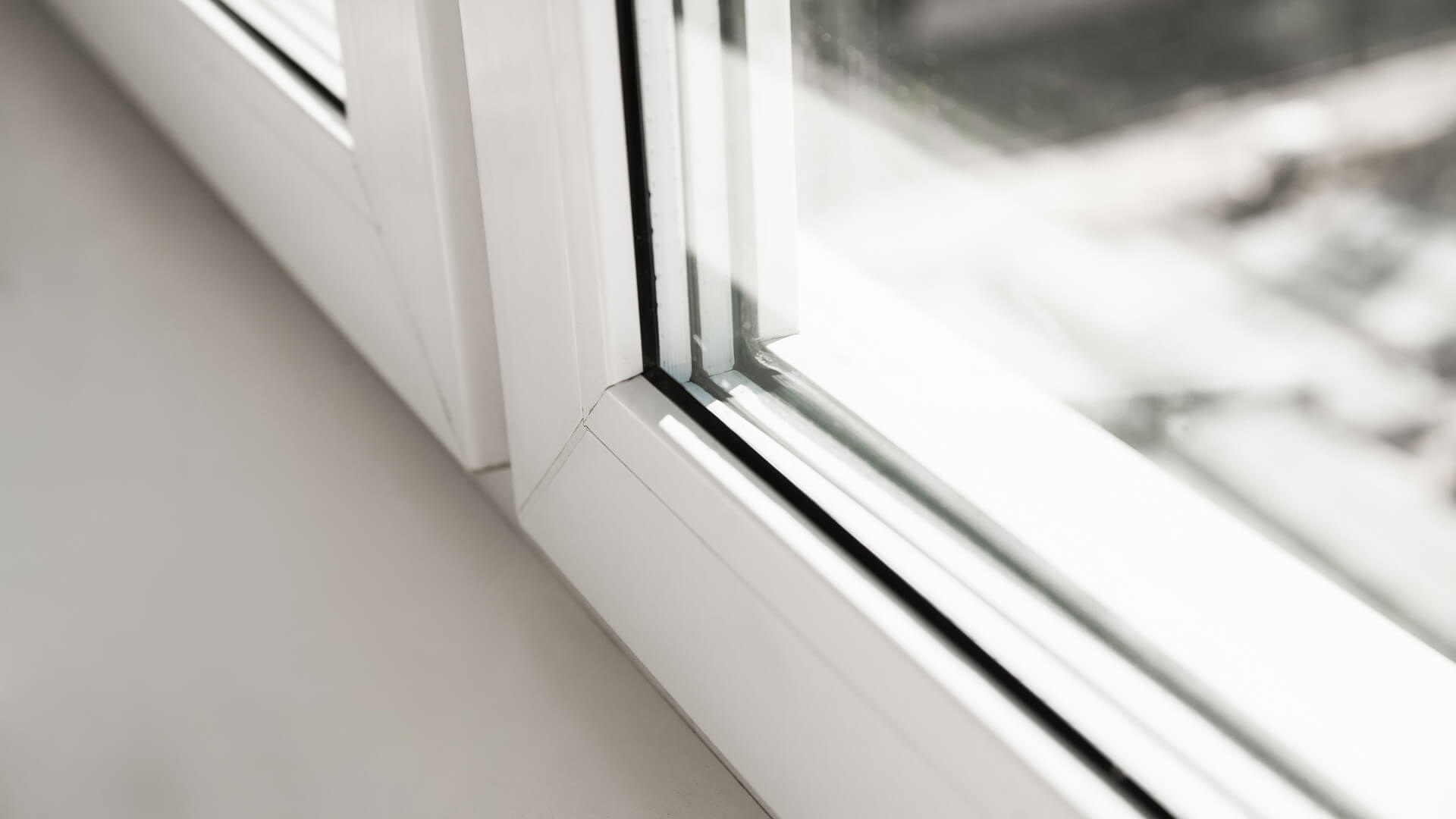 What To Do If Your Double Pane Windows Lose Their Seals | HowtoHome